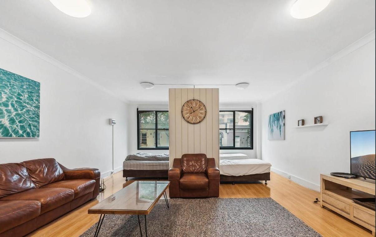 Harris 623 Self- Catering * Sydney